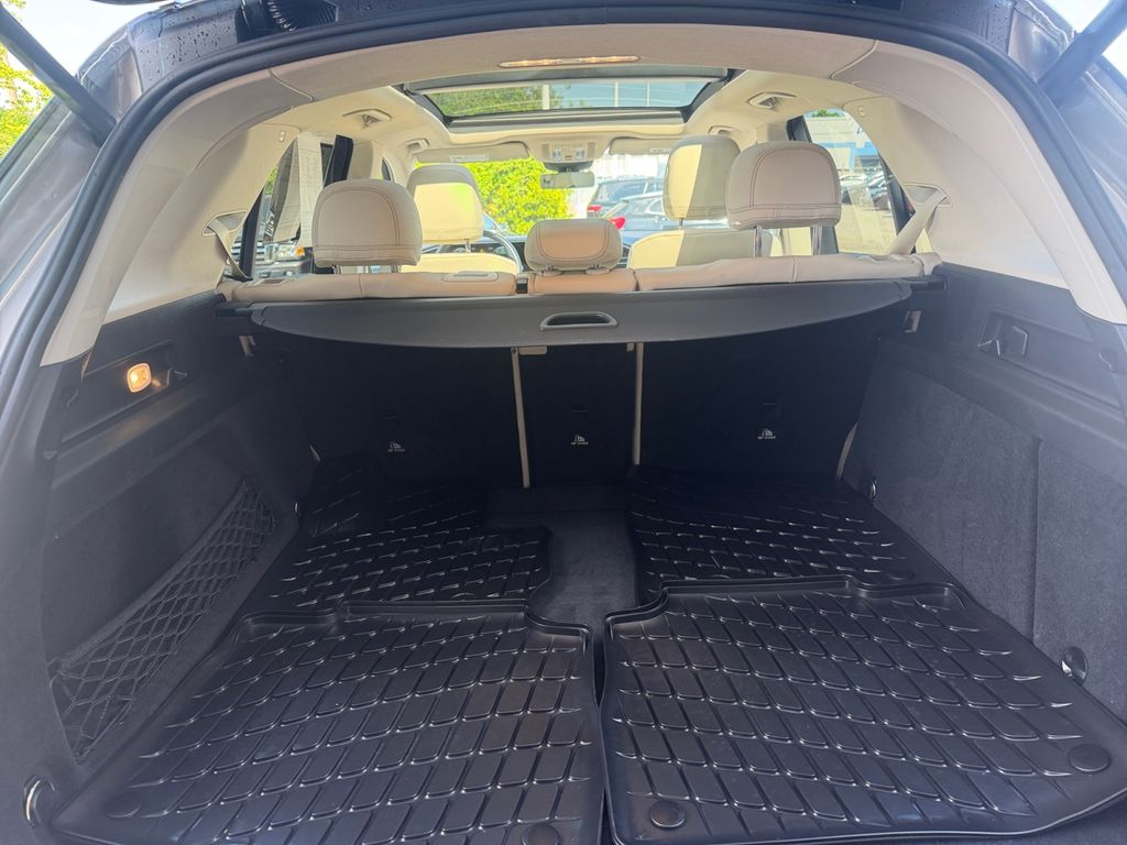 used 2022 Mercedes-Benz GLE car, priced at $32,767