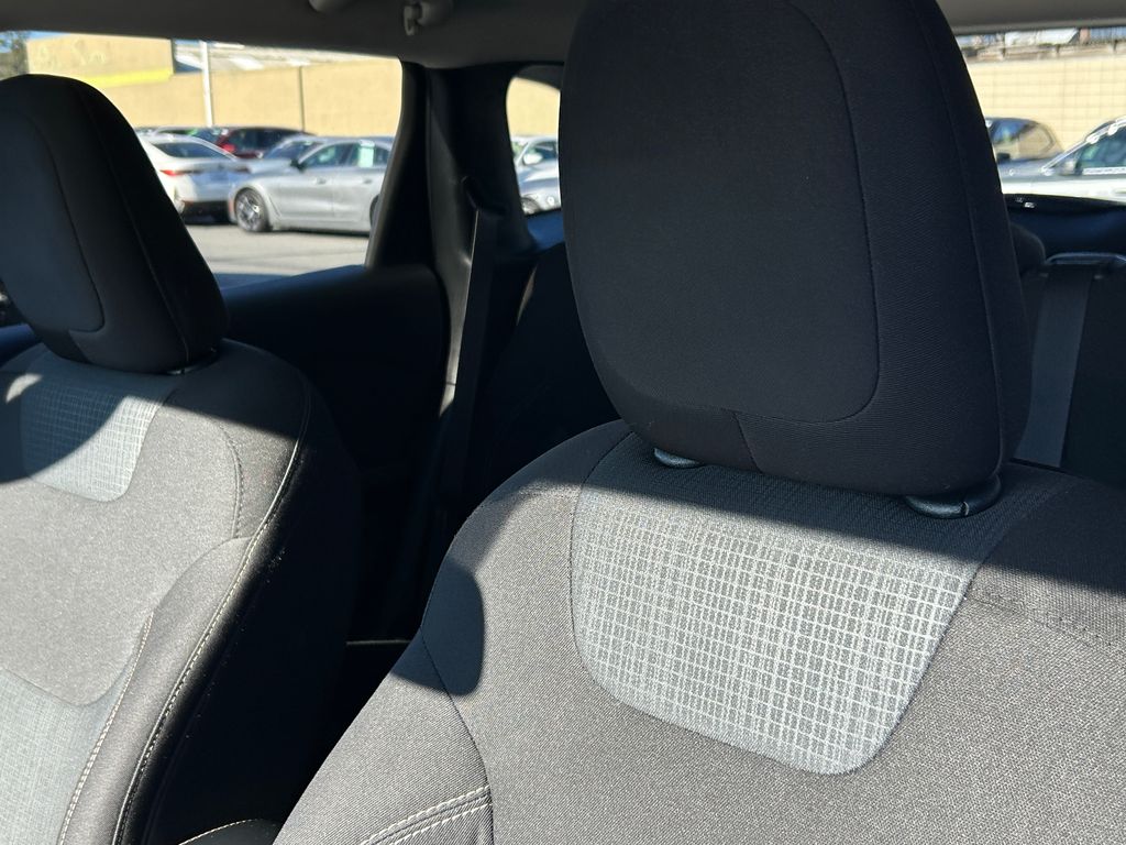 Thumbnail: 2016 Jeep Cherokee - 14