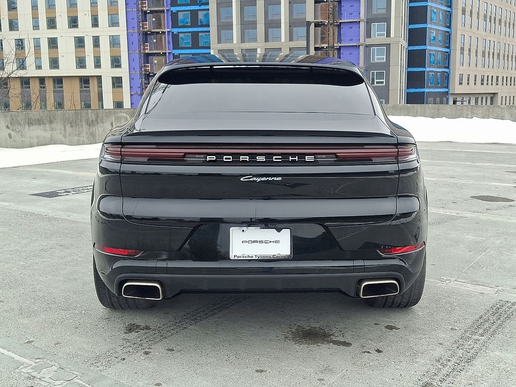 Thumbnail: 2025 Porsche  - 9