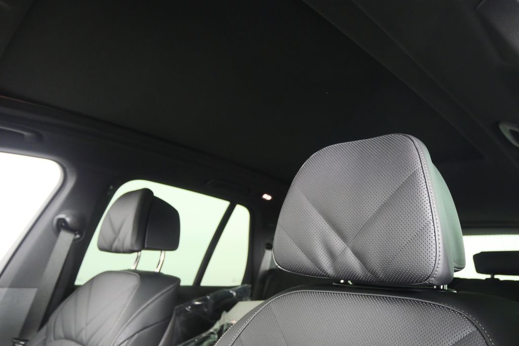 2026 BMW X5 sDrive40i 11