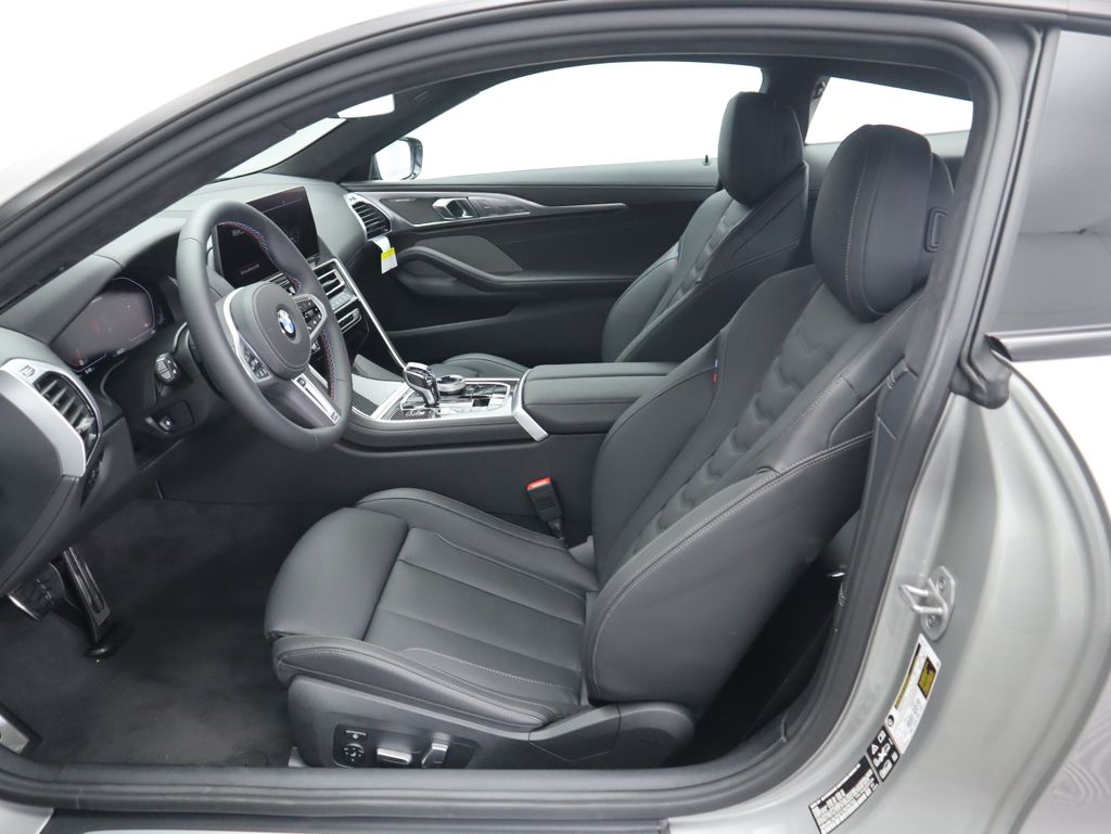 Thumbnail: 2026 BMW 8 Series - 21