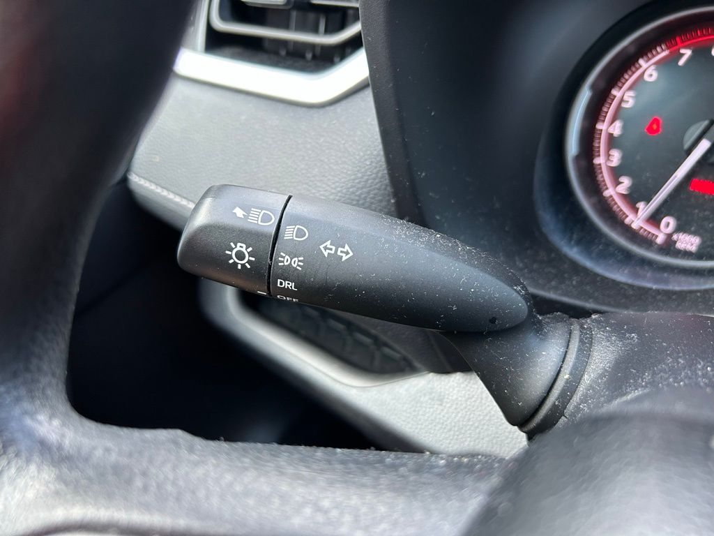 2024 Toyota RAV4 LE 21
