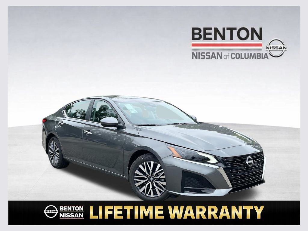 2025 Nissan Altima 2.5 SV FWD