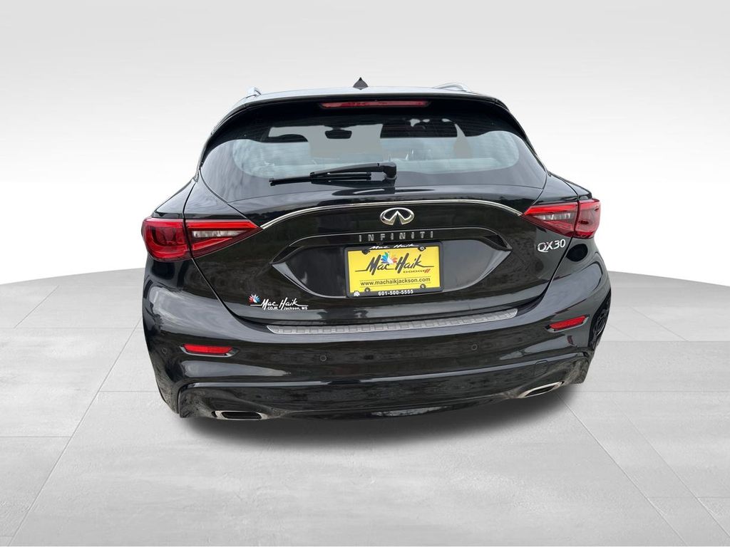 2019 Pearlescent Black INFINITI QX30 ESSENTIAL FWD SUV