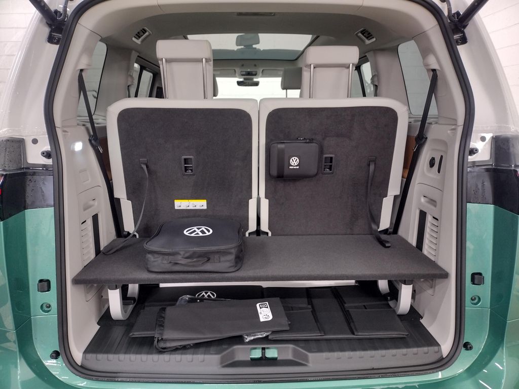 2025 Volkswagen ID. Buzz Pro S Plus