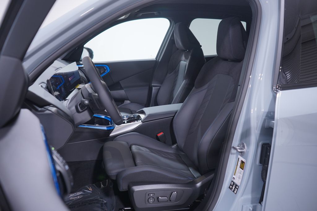 2025 BMW X3 3.0i 7