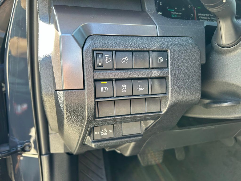 Thumbnail: 2024 Toyota Tacoma - 18