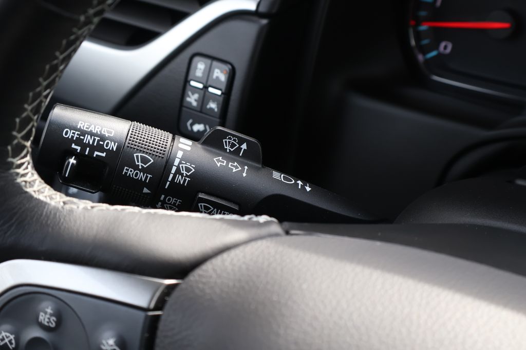 Thumbnail: 2019 Chevrolet Tahoe - 28