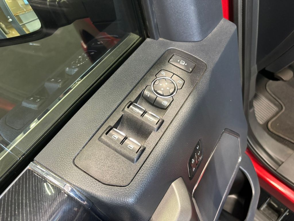 2022 Ford F-350SD Platinum