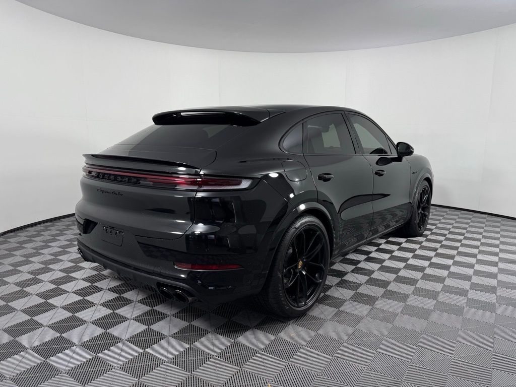 Thumbnail: 2024 Porsche  - 5
