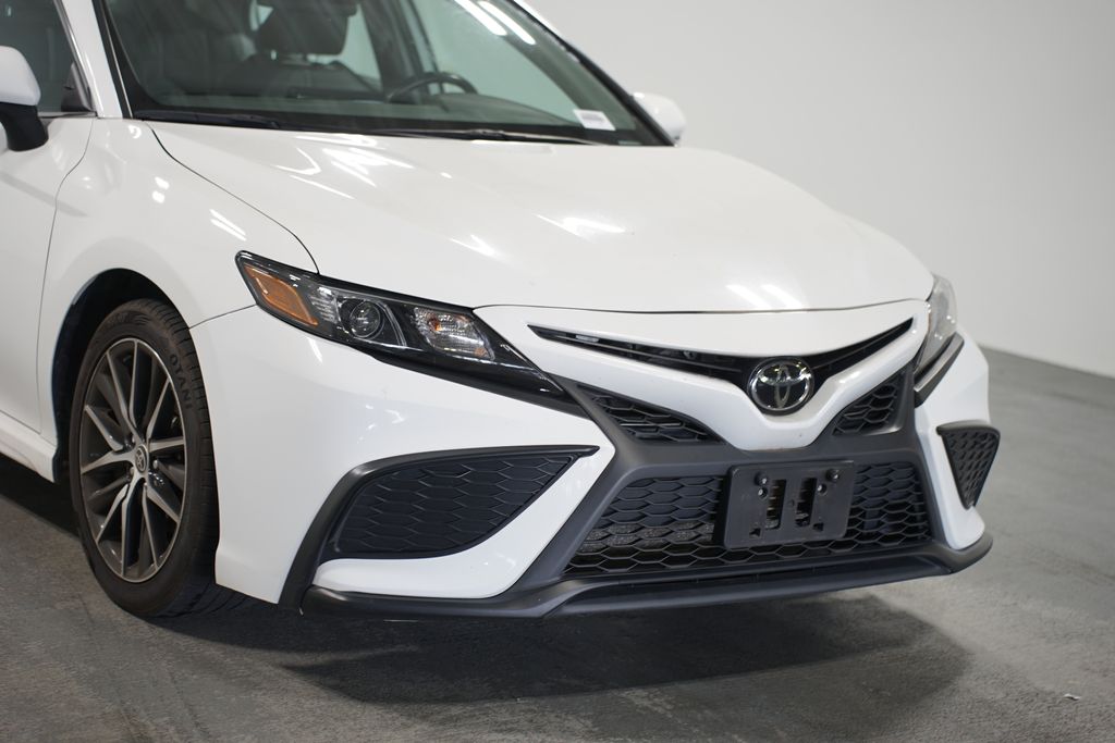 Thumbnail: 2023 Toyota Camry - 4