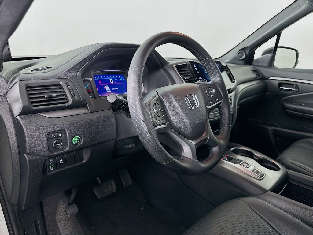 Thumbnail: 2019 Honda Passport - 9