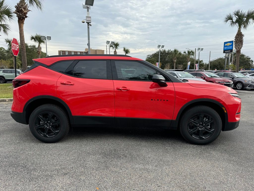 2025 Chevrolet Blazer LT 9