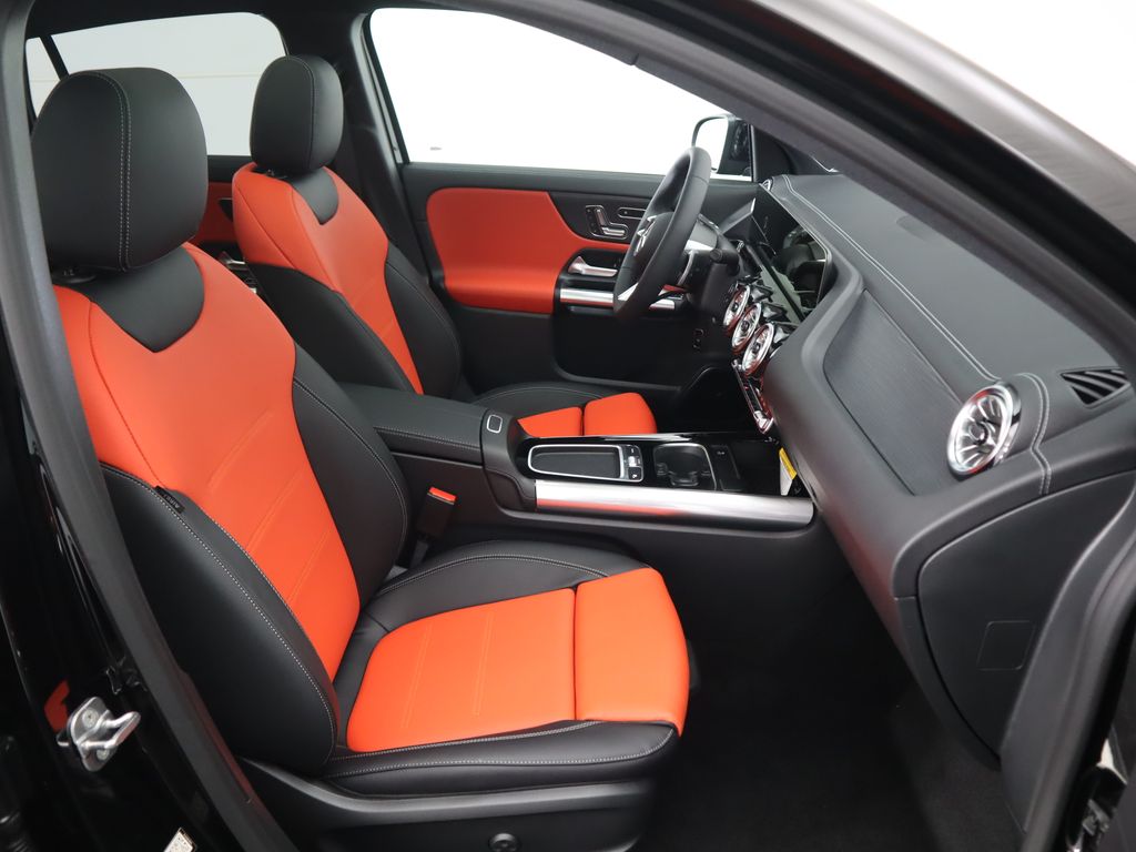 Thumbnail: 2026 Mercedes-Benz GLA - 22