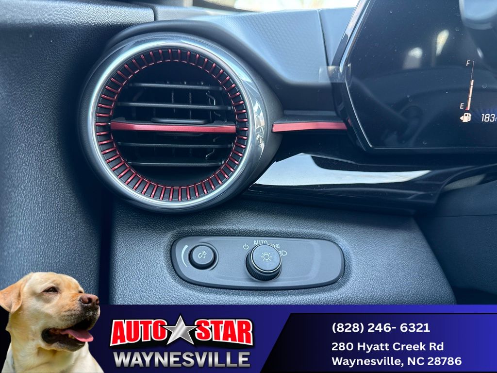 new 2025 Chevrolet Trax car, priced at $26,290