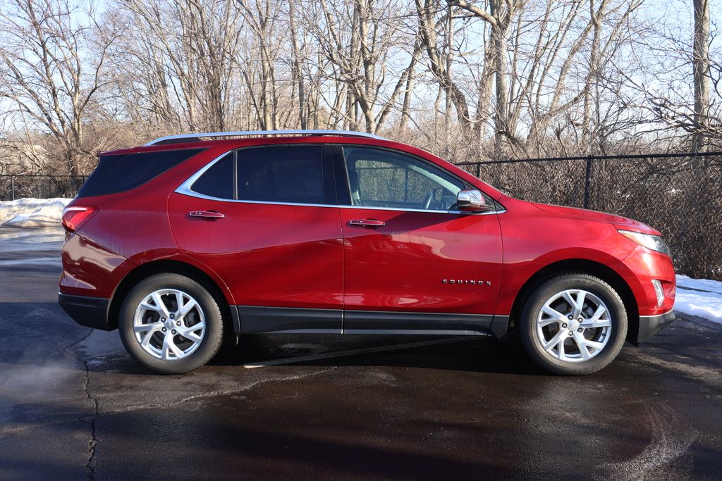 Thumbnail: 2018 Chevrolet Equinox - 9