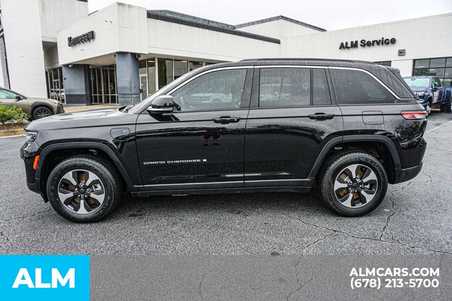 Used 2024 Black Jeep 4xe image 7