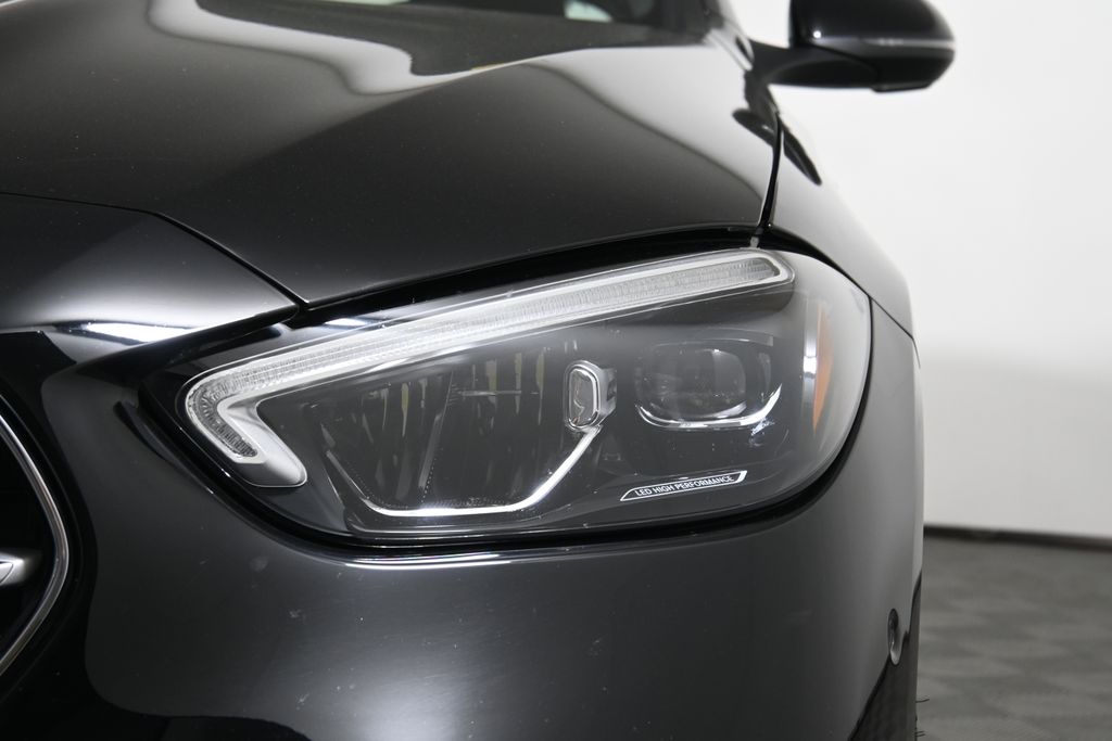 Thumbnail: 2025 Mercedes-Benz C-Class - 10