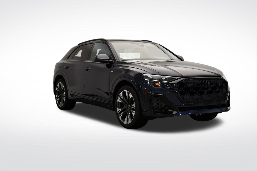 Thumbnail: 2026 Audi Q8 - 7