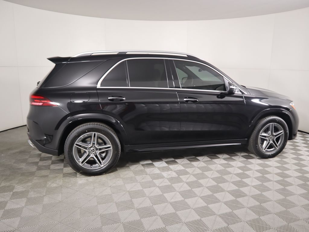 Thumbnail: 2026 Mercedes-Benz GLE - 4