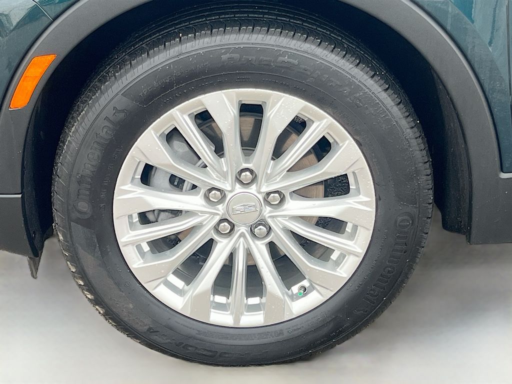 2024 Cadillac XT4 Luxury Green at Tom Peacock Cadillac