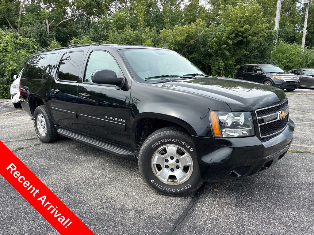 Black 2014 Chevrolet Suburban SUV / Crossover Four-Wheel Drive 6-Speed Automatic Overdrive