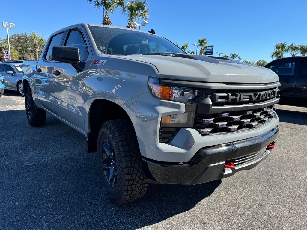 2025 Chevrolet Silverado 1500 Custom Trail Boss 9