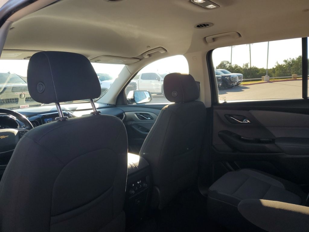 Used Car 2021 Chevrolet Traverse  Lt For Sale Under $25,000 In Austin, Texas
