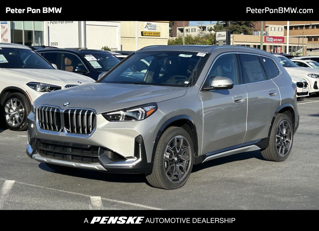 Thumbnail: 2026 BMW X1 - 1