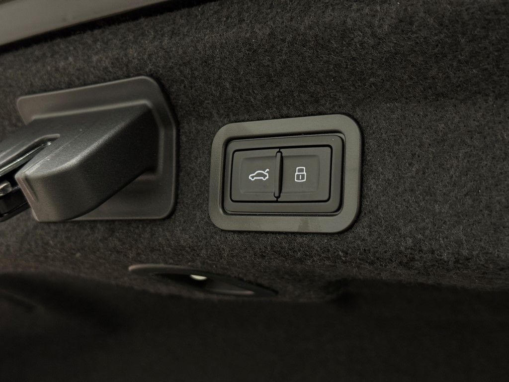Thumbnail: 2024 Audi A6 - 27