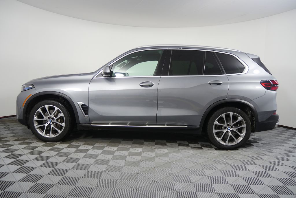 Thumbnail: 2024 BMW X5 - 6