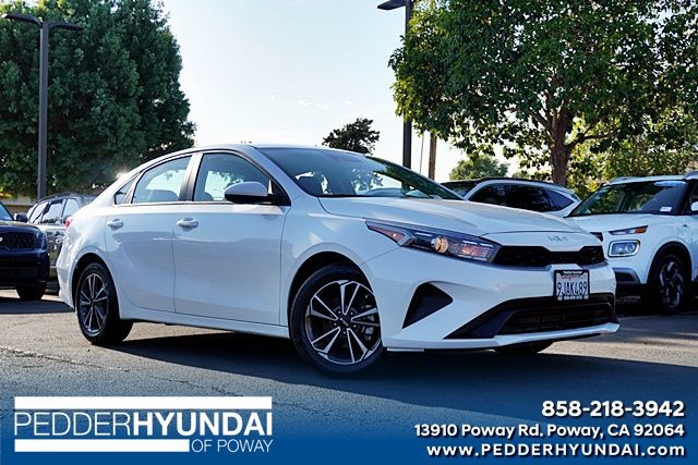 2023 Kia Forte LXS FWD