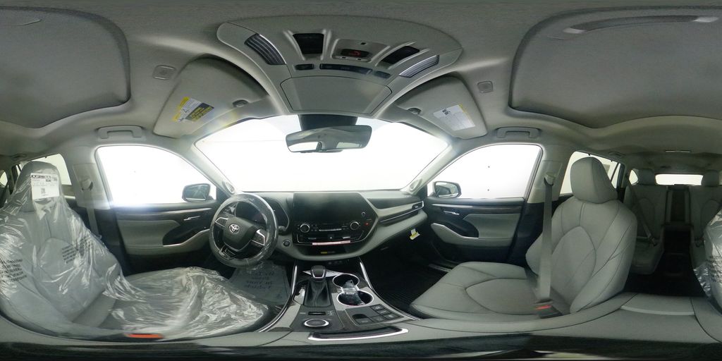 Thumbnail: 2026 Toyota Highlander - 2