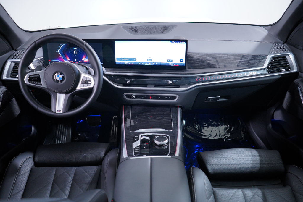 Thumbnail: 2025 BMW X5 - 12