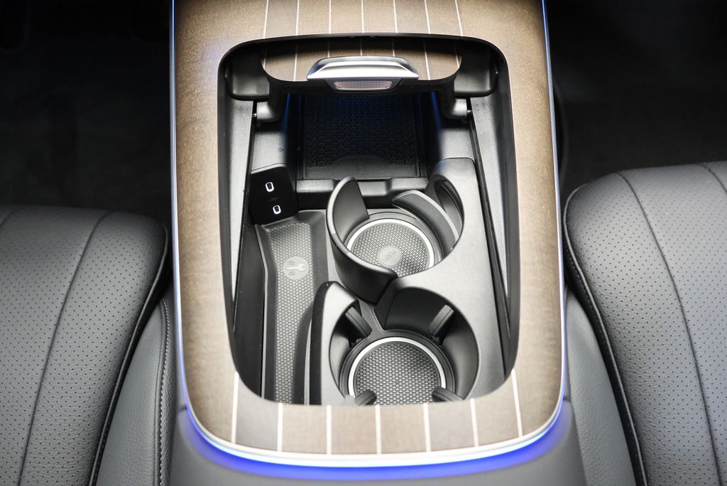 Thumbnail: 2027 Mercedes-Benz E-Class - 28