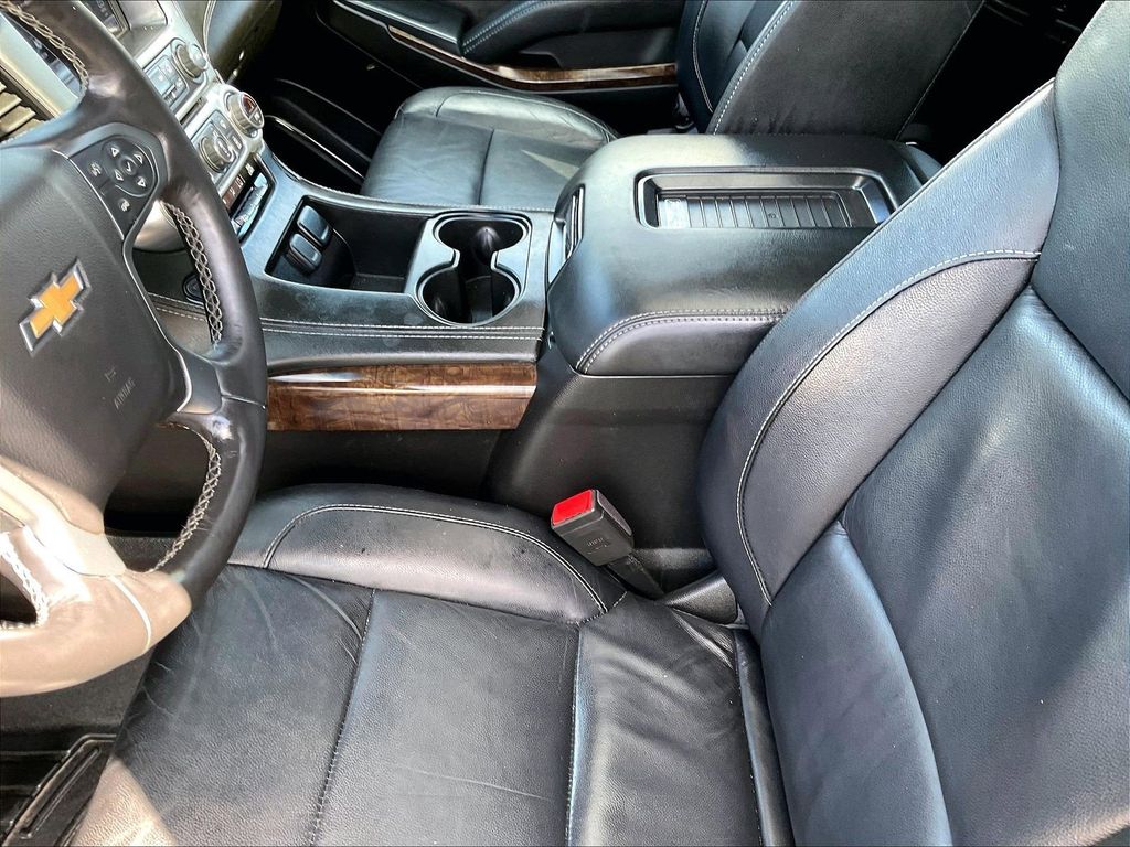 2017 Chevrolet Tahoe — photo 21