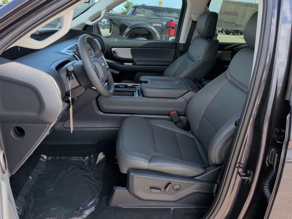 2026 Ford Expedition Active - 11
