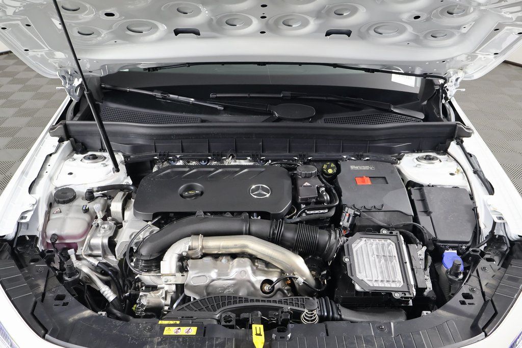 Thumbnail: 2026 Mercedes-Benz GLB - 9