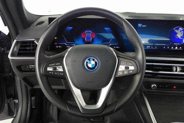 2024 BMW i4 eDrive35 27