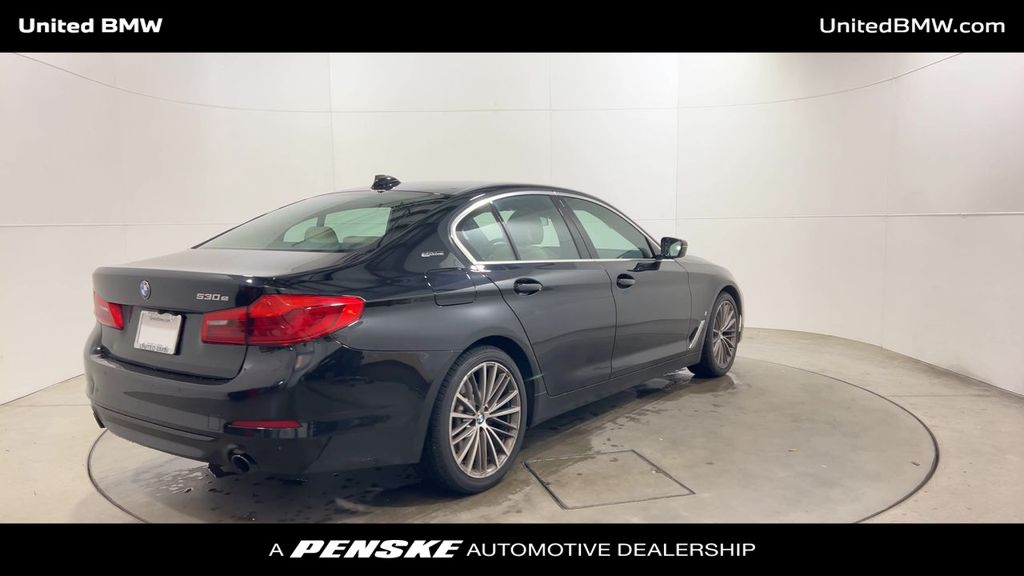Thumbnail: 2019 BMW 5 Series - 8