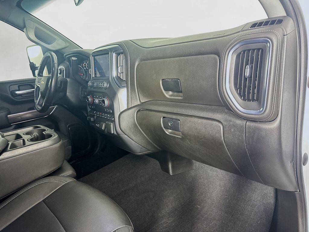 Thumbnail: 2022 Chevrolet Silverado 2500 - 28