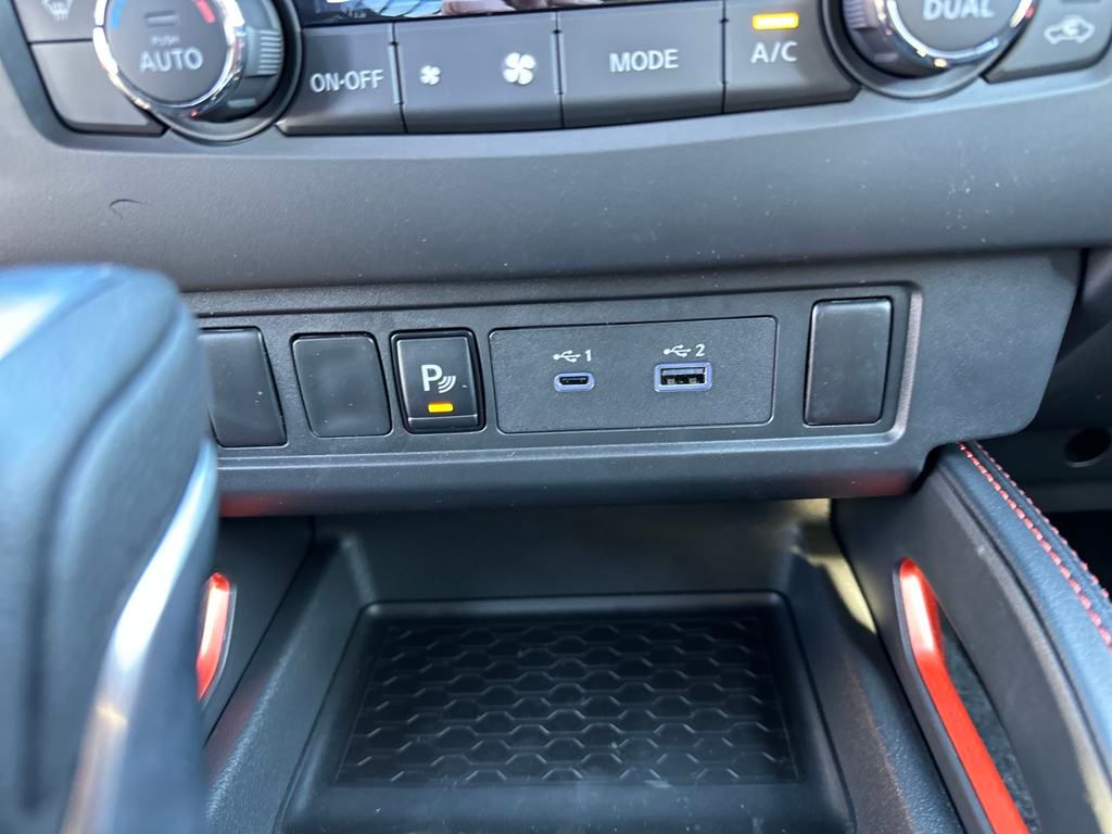 2025 Nissan Frontier PRO-4X photo