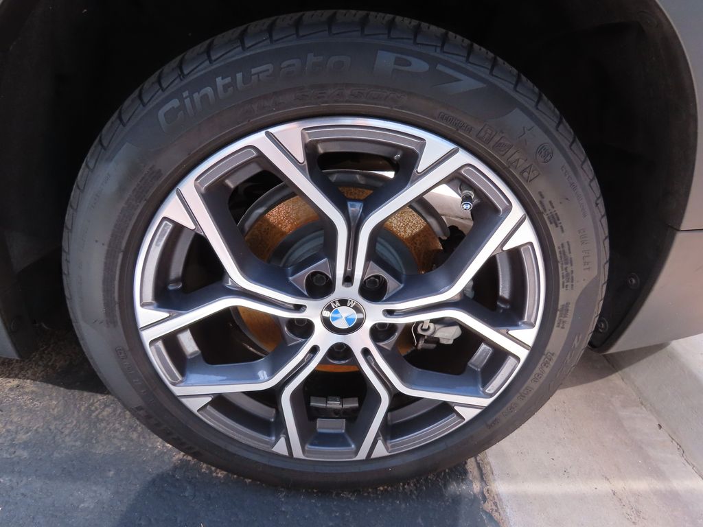 Thumbnail: 2020 BMW X1 - 16