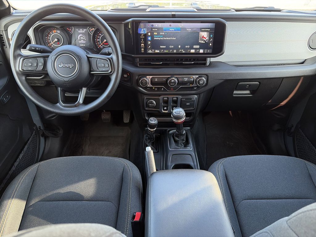 Used 2025 Jeep Wrangler SUV