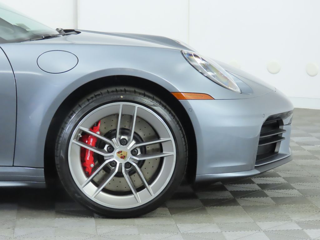 Thumbnail: 2025 Porsche 911 - 11