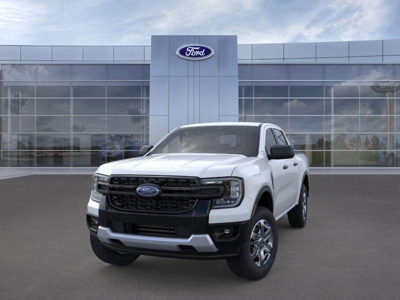 New 2026 White Ford XLT image 2