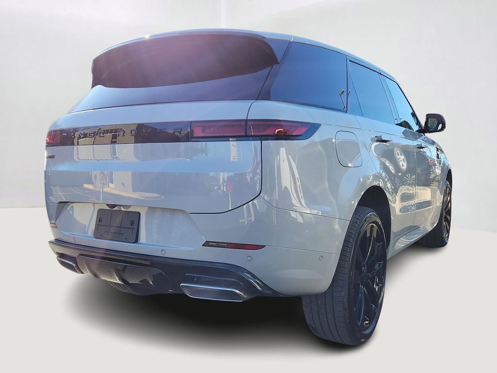 Thumbnail: 2026 Land Rover Range Rover Sport - 3