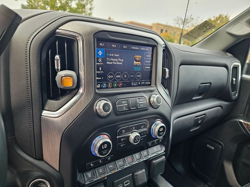 2023 GMC Sierra 2500HD Denali 38