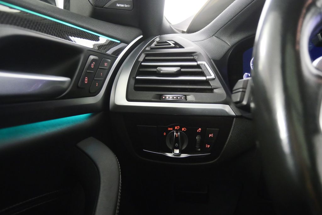 Thumbnail: 2022 BMW X4 - 22