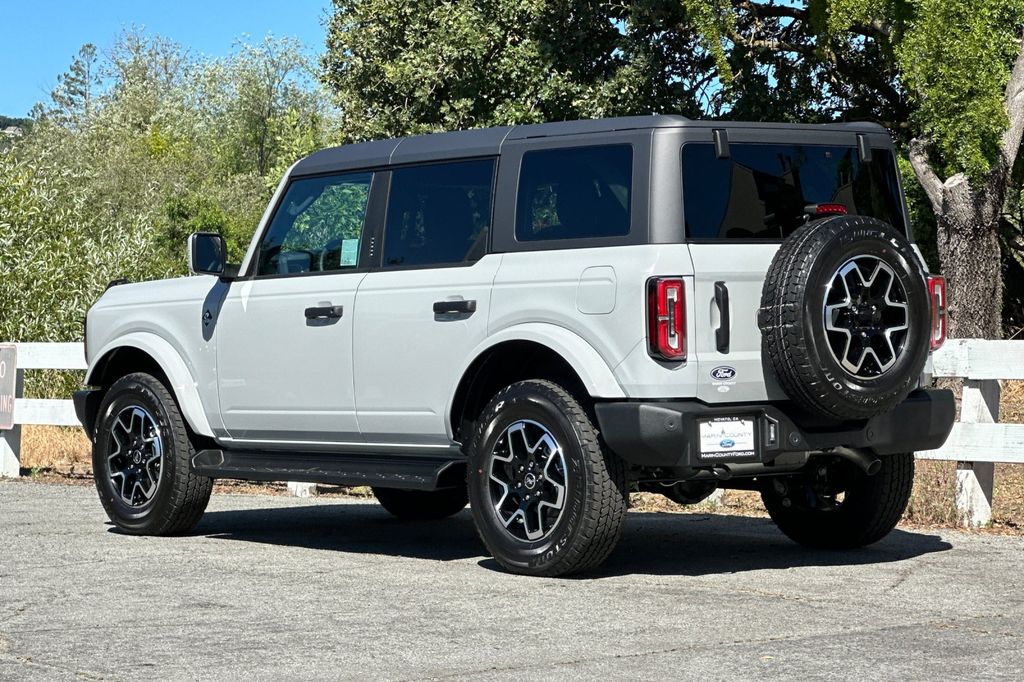 New 2026 White Ford Outer Banks image 6